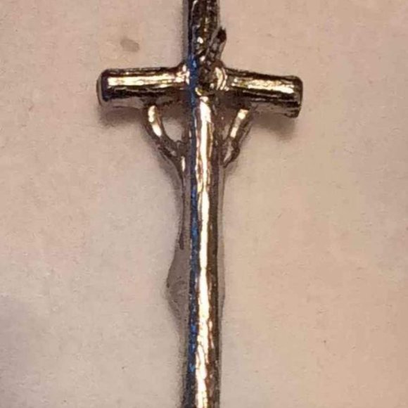 Vintage Silver Crucifix Pin Blue Bin #16 - Picture 6 of 6